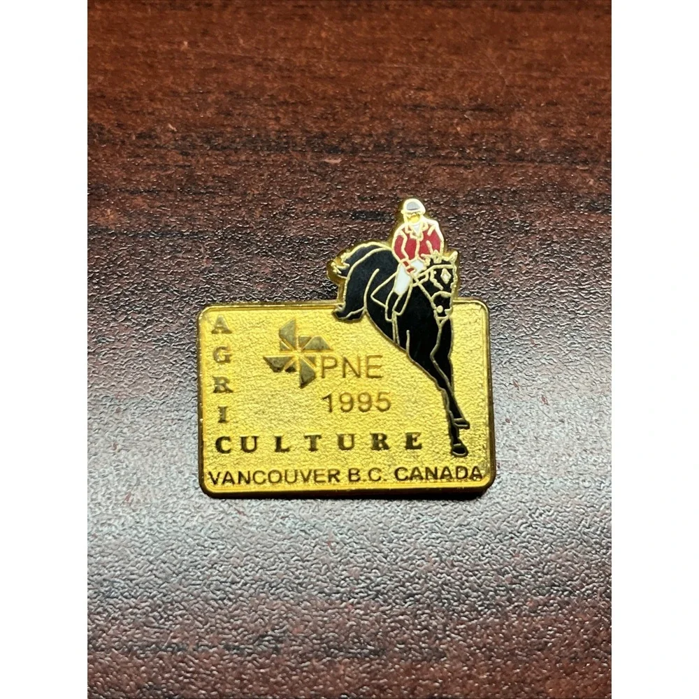 1995 Pacific National Exhibition PNE Agriculture  Vancouver Canada Lapel Hat Pin